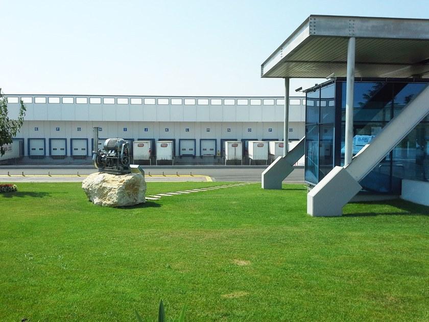 HÖRMANN ITALIA Секционные ворота sun-id-1374034 - Вид №2