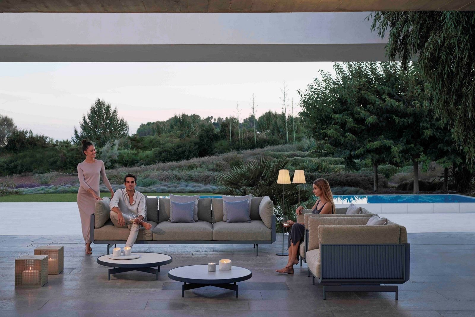 Фарфоровый круглый садовый столик GANDIABLASCO Onde ARCH-00126338 - Вид №9