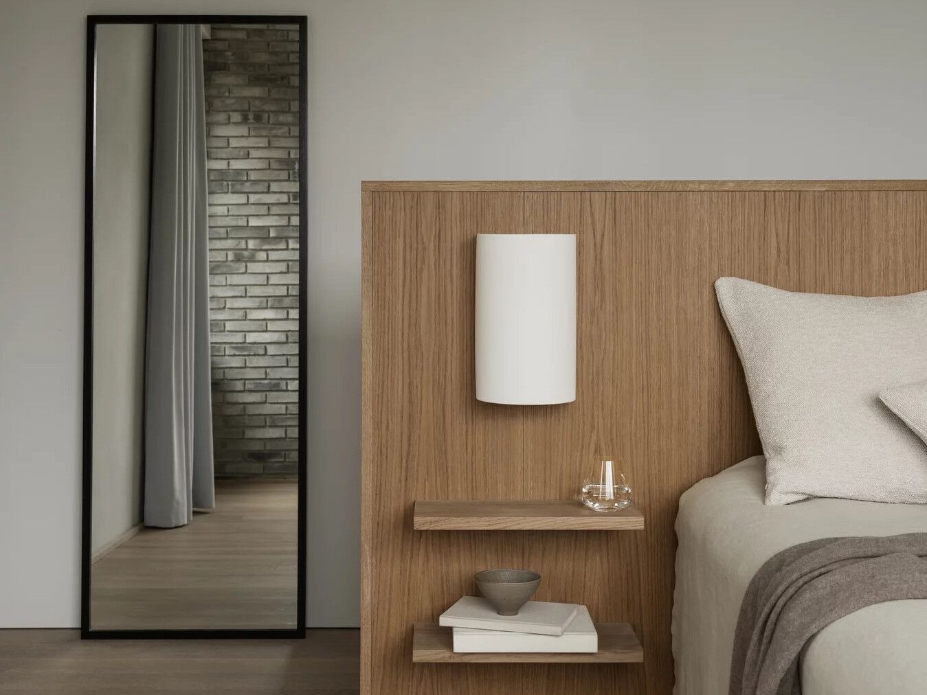 Прямоугольное настенное зеркало blomus MIRO ARCH-00083179 - Вид №4