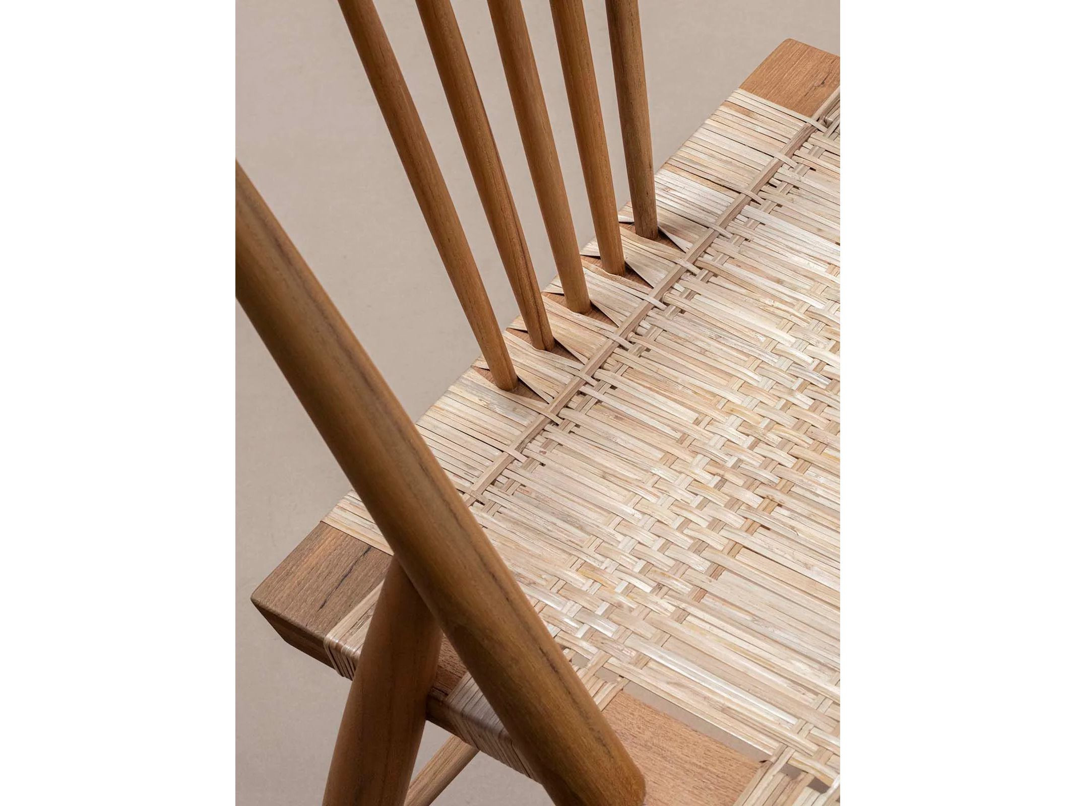 Стул из тикового дерева Phantom Hands Нитьян Унникришнан ARCH-00067938 - Вид №7