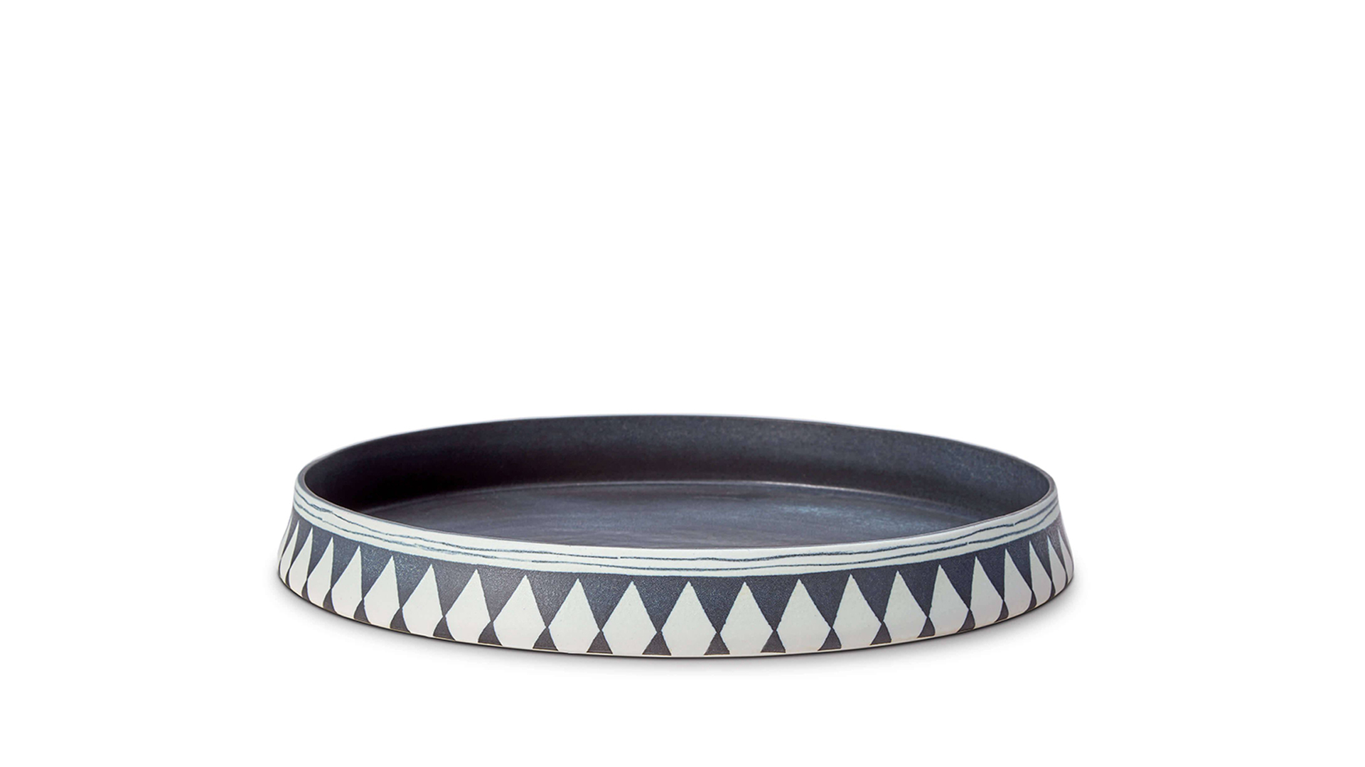 10609817 L’Objet Блюдо круглое с бортом 42см "Племя" Фарфор  - Вид №1