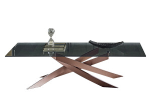 Журнальный столик из стали и хрусталя