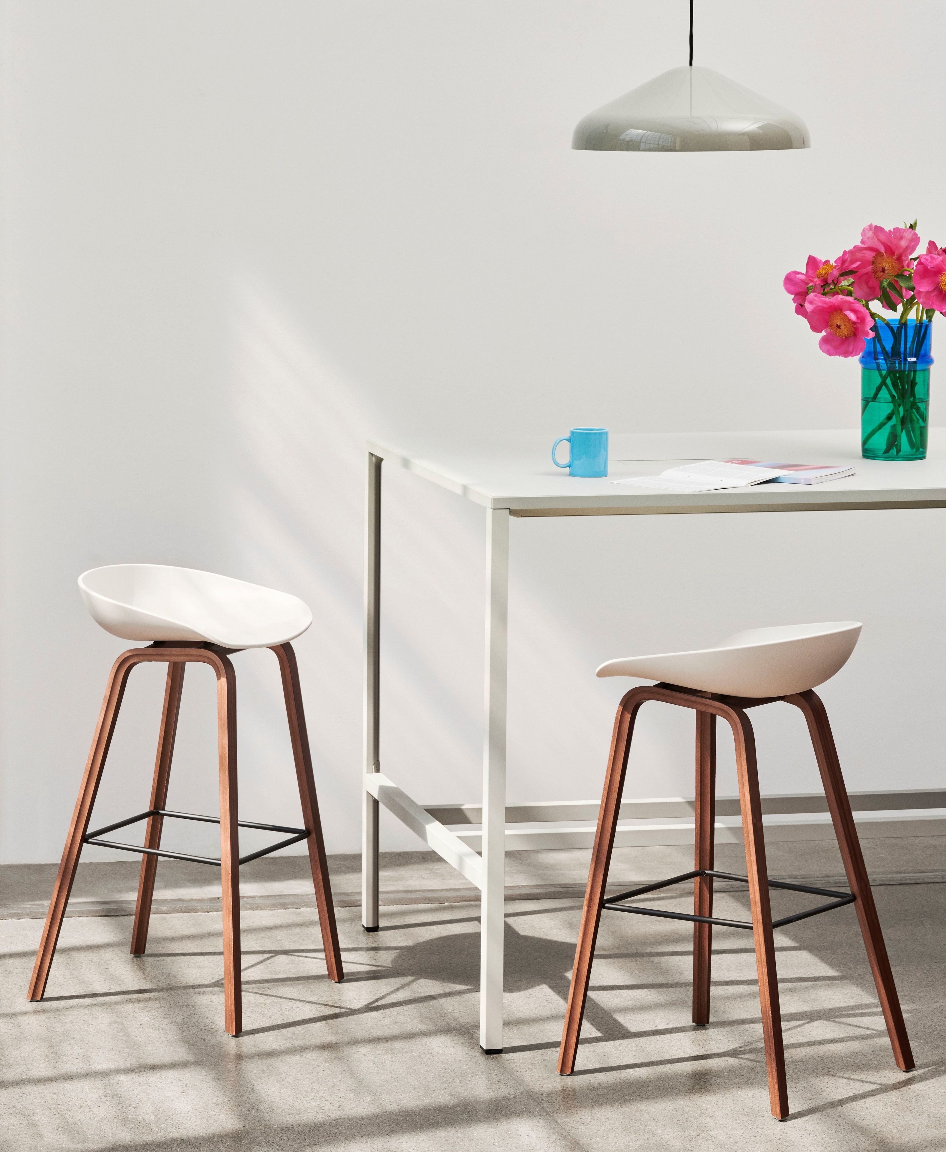 Высокий прямоугольный алюминиевый стол с линолеумом Hay New Order ARCH-00014428