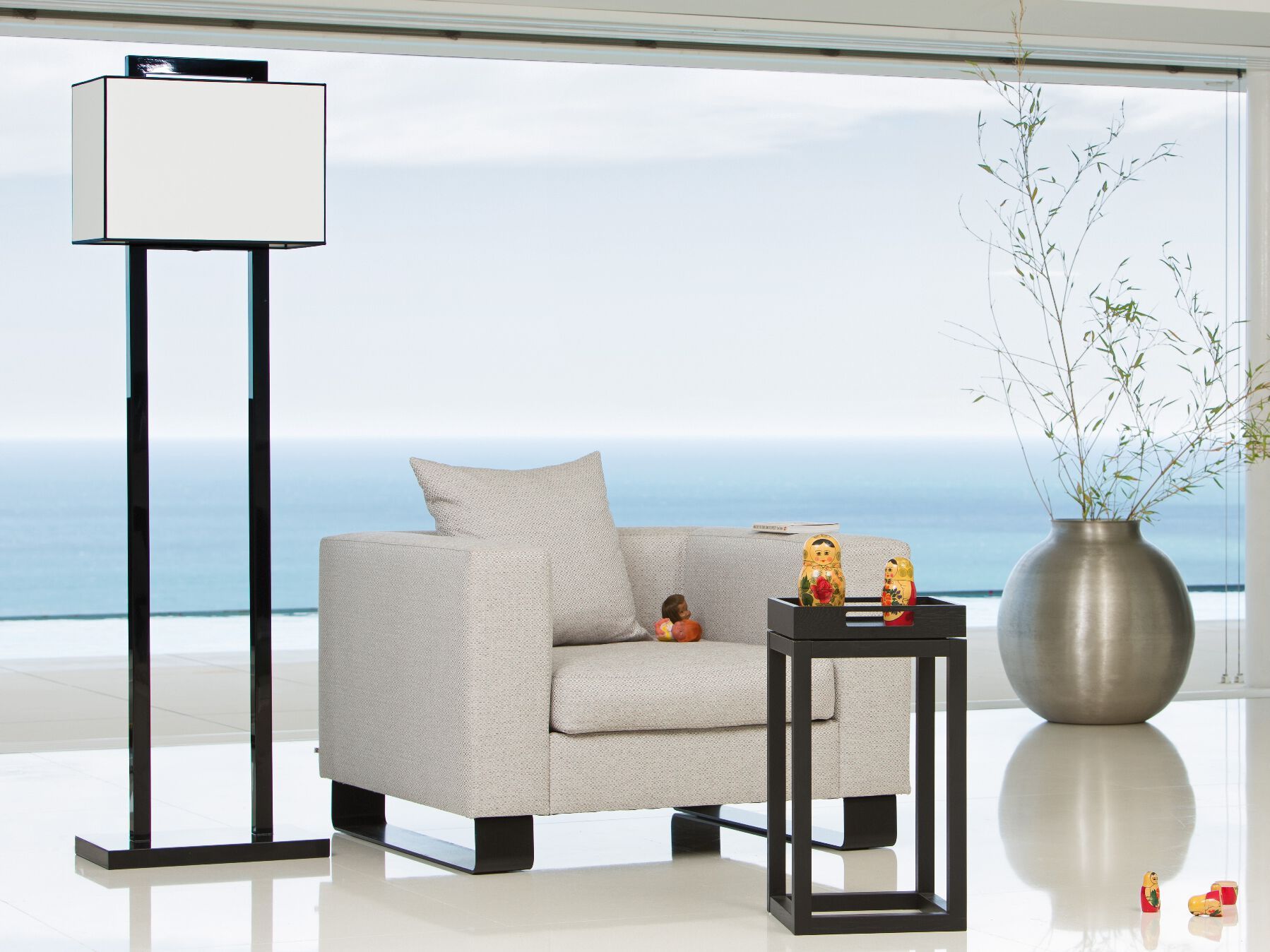 Тканевое кресло с подлокотниками LAMBERT Marvin ARCH-00039669