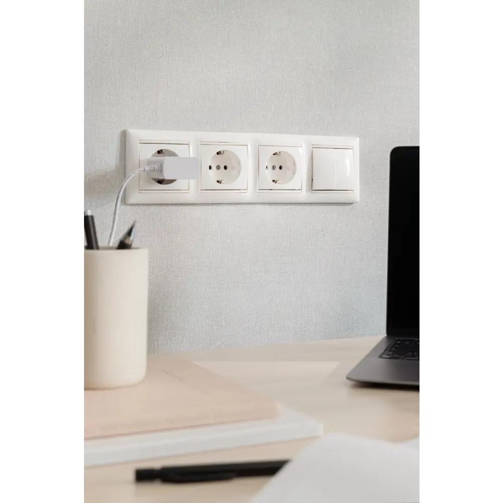 Наб. 6 роз. 2К+З белый VAL 82616874 STLM-2027223 legrand Valena - Вид №9