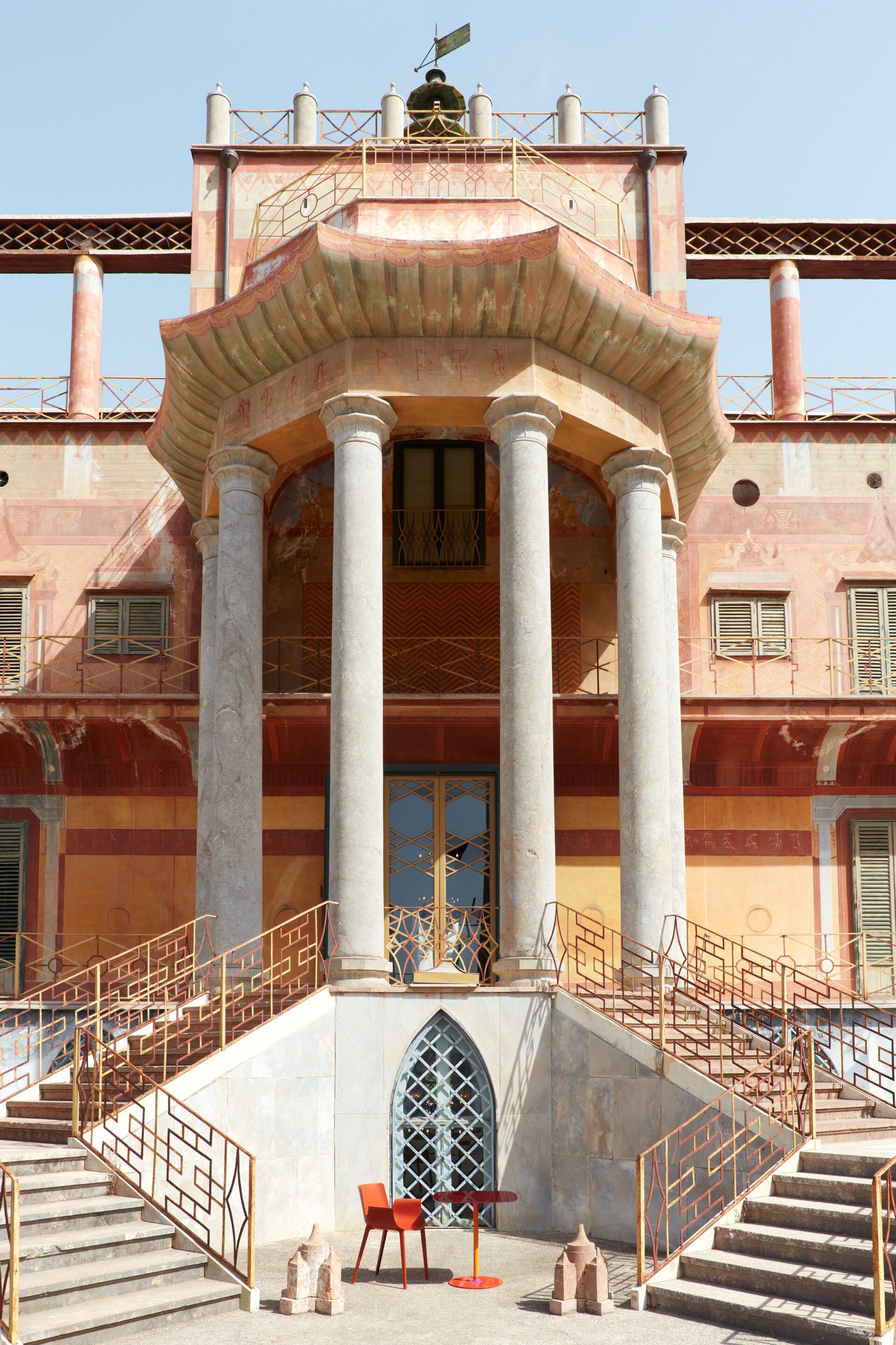 Квадратный стол с хрустальной столешницей и стальным основанием Kartell Тьерри ARCH-00023989 - Вид №7