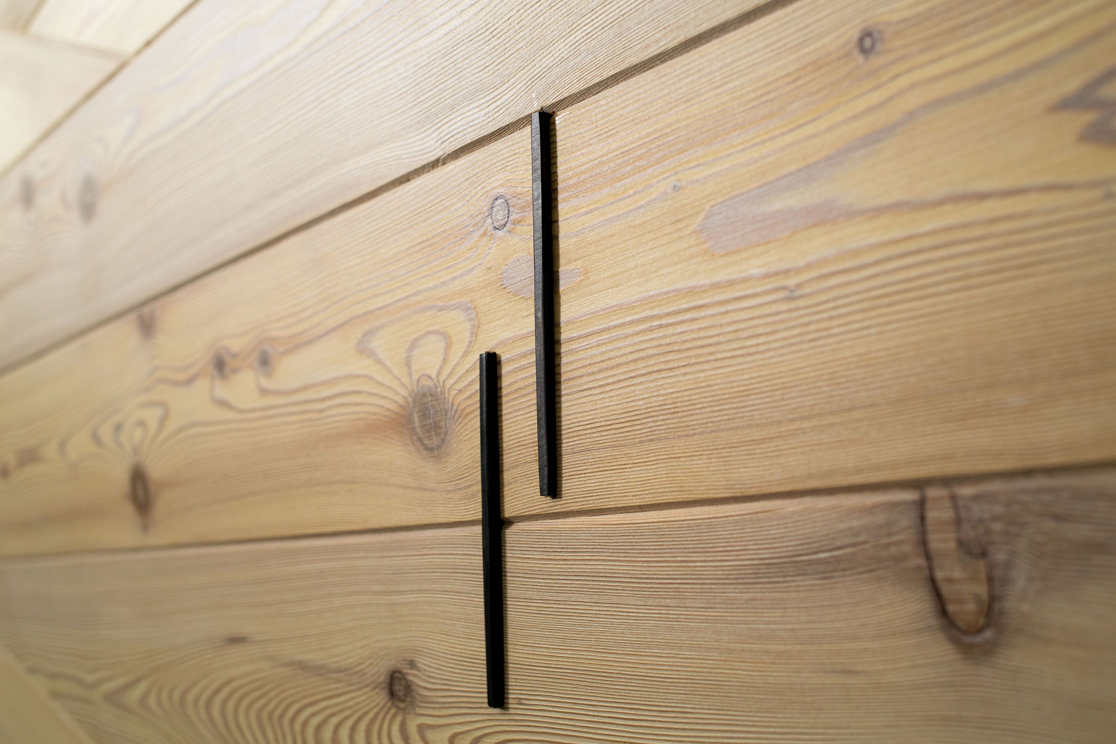 Яркая декоративная панель из лиственницы Mobart Ben Woodframe ARCH-00081955 - Вид №3