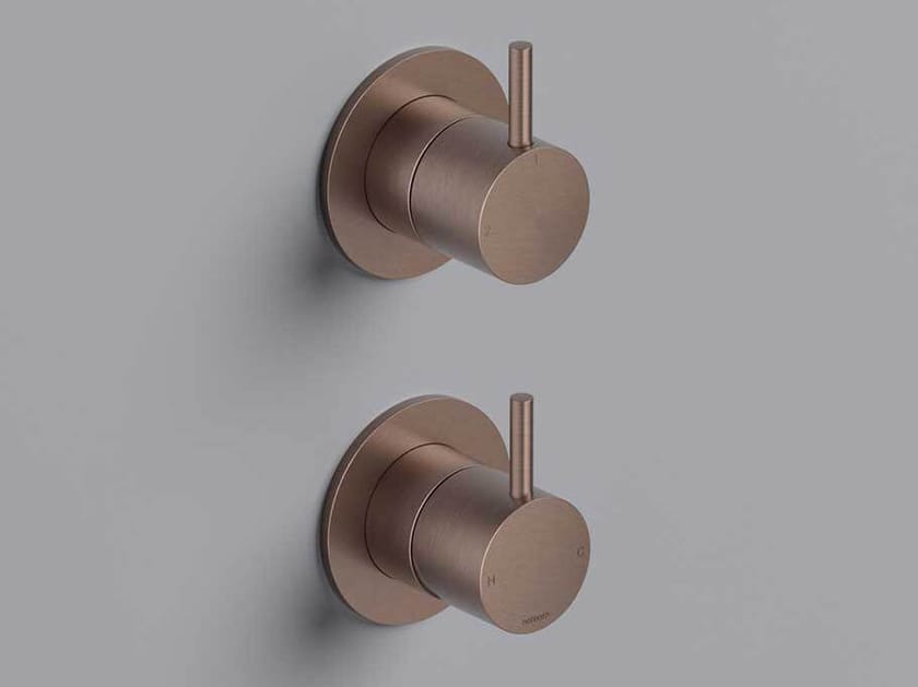 Латунный встраиваемый смеситель для душа с переключателем Hotbath Cobber ARCH-00015043