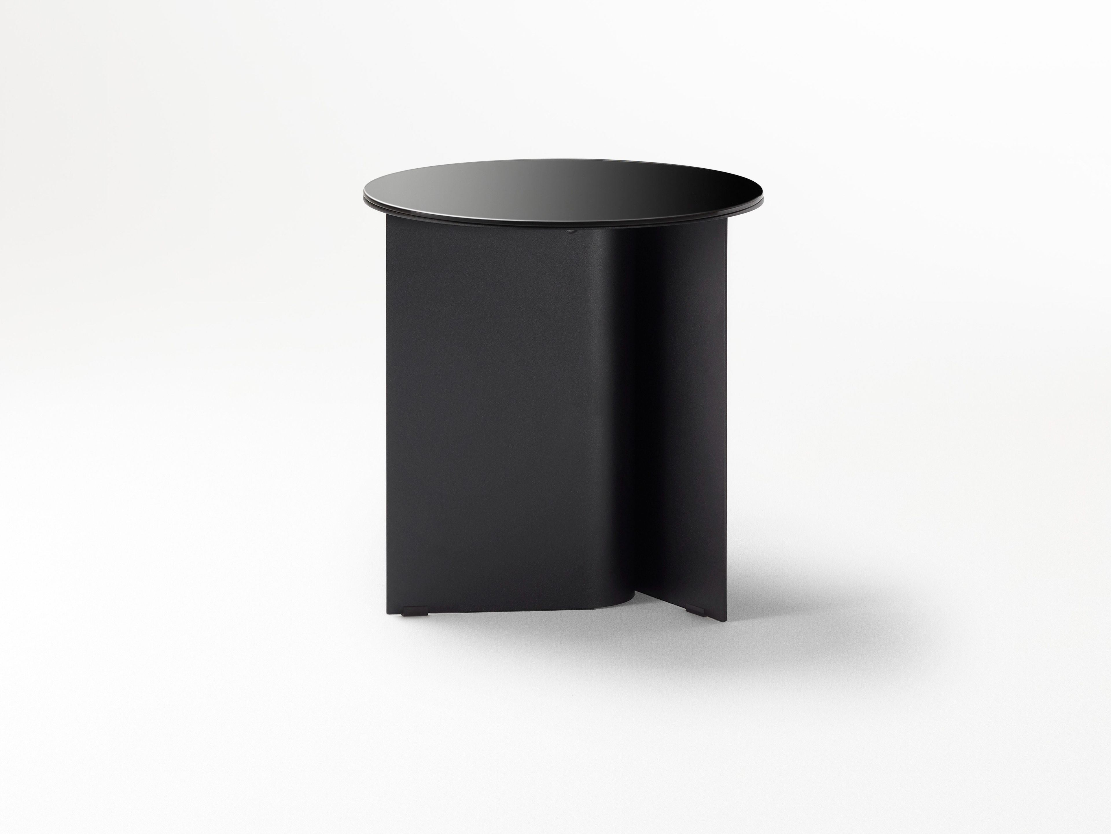 Круглый алюминиевый журнальный столик с порошковым покрытием Ross Gardam ARCH-00057248