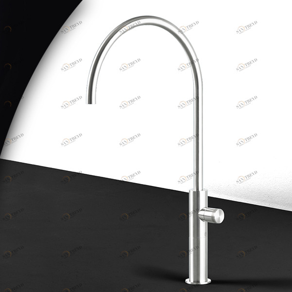 Смеситель для раковины HIRO HIR6L серебристый глянцевый Radomonte