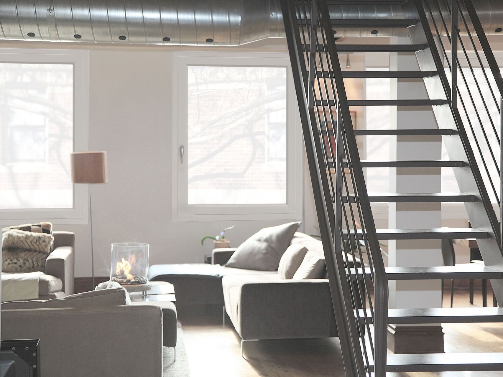 Деревянно–алюминиевое створчатое окно NAVELLO City / City 2.0 ARCH-00074411