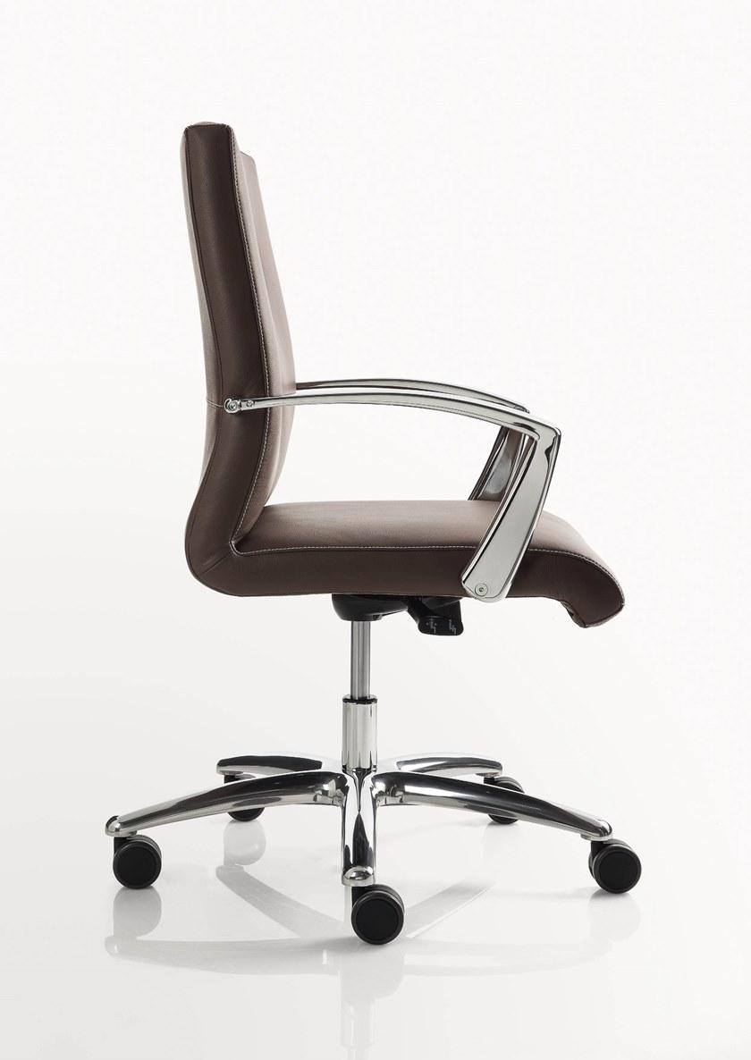 Luxy Офисное кресло поворотное с подлокотниками One On3 - Вид №1