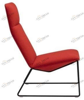 Andreu World Санное кресло из ткани Capri lounge Bu1695