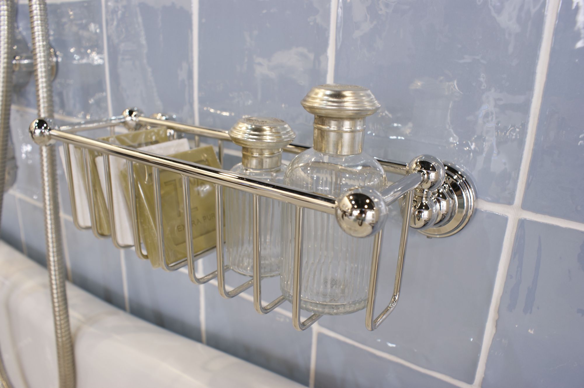 Traditional bathrooms Шампунь P&R / корзина для бутылочек Pr6952.ag  - Вид №1