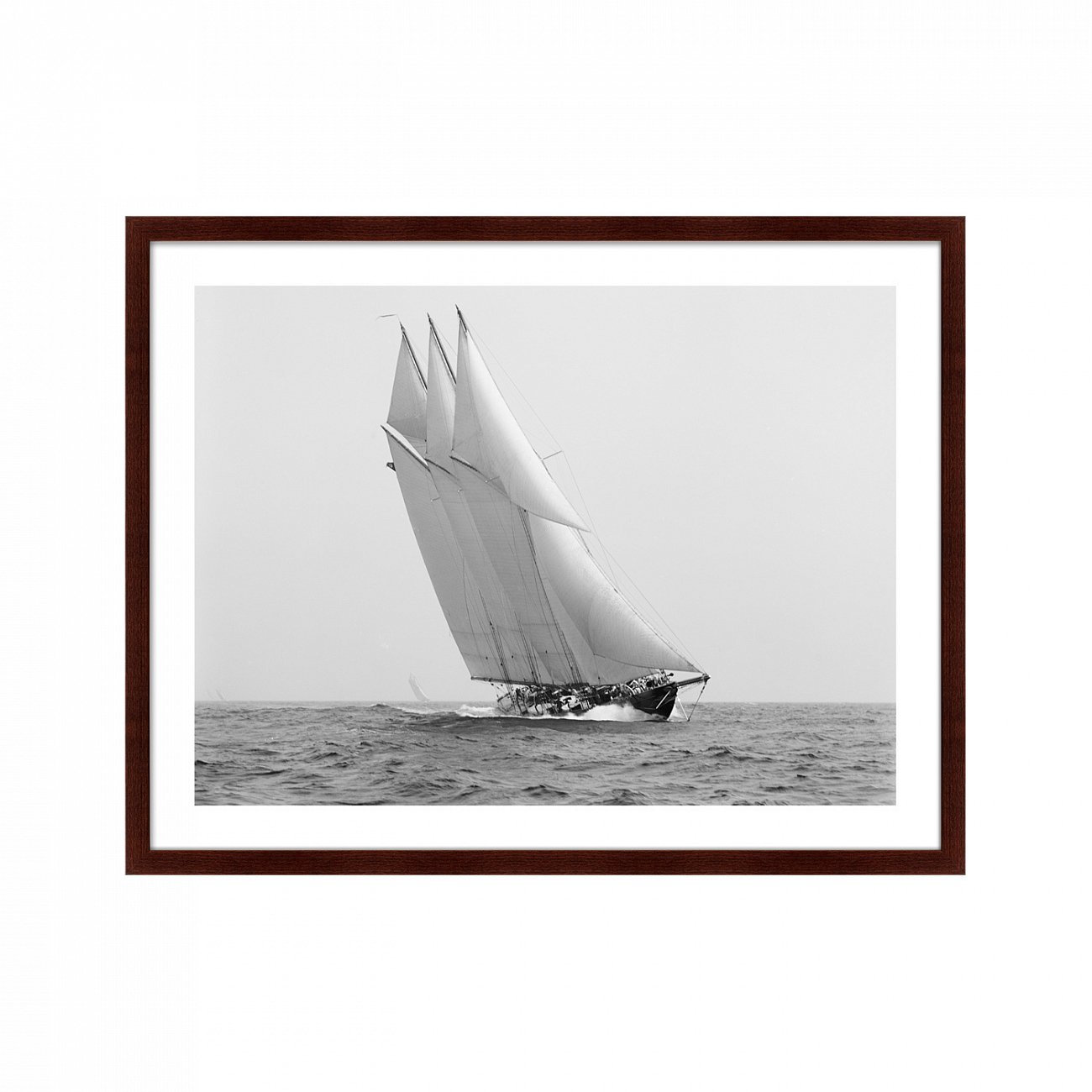 Картина черно-белая 80х100 см Wilson Marshall's Schooner Atlantic, 1904г. КАРТИНЫ В КВАРТИРУ  00-3894705 Белый;черный  - Вид №1