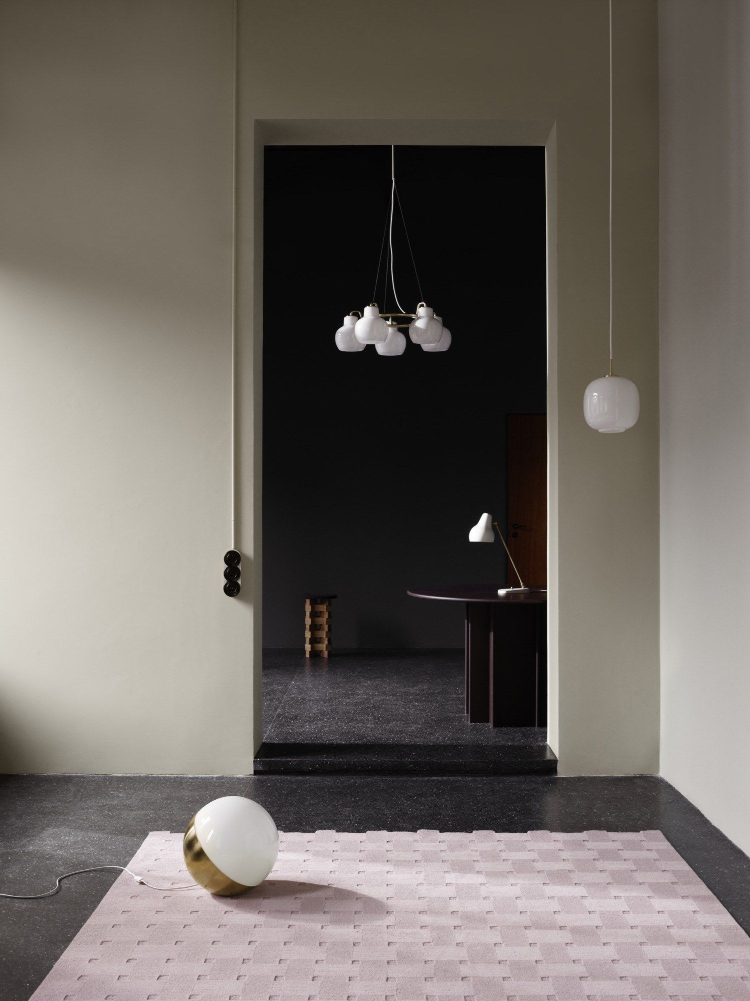 Металлическая светодиодная настольная лампа Louis Poulsen VL Studio ARCH-00072937 - Вид №3