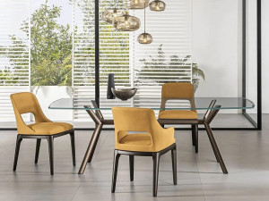 Хрустальный стол