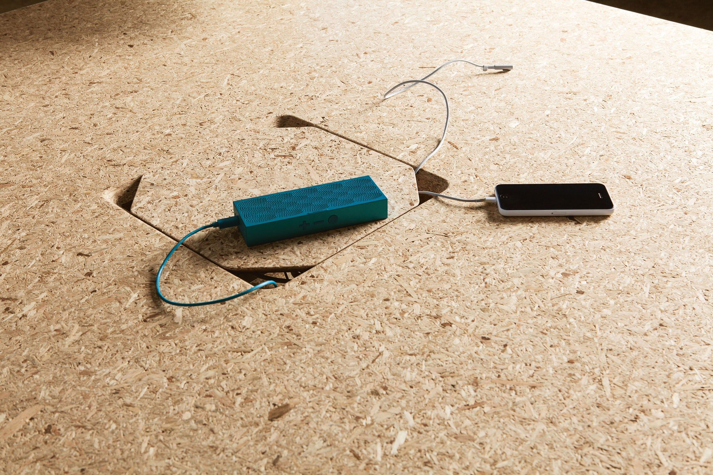 Квадратный стол для совещаний с системой кабельной втулки FANTONI концентратор ARCH-00031476 - Вид №5