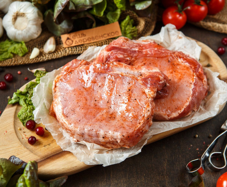 6308 Стейк свиной на кости в брусничном маринаде Вкусляндия  - Вид №1