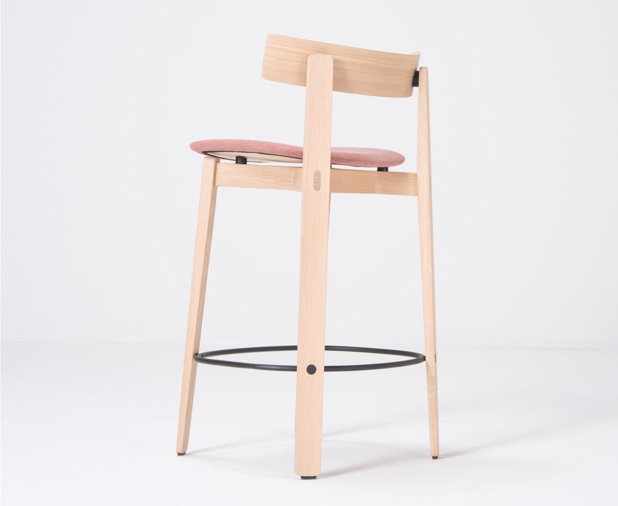 Дубовый барный стул со спинкой Gazzda ARCH-00101904 - Вид №7