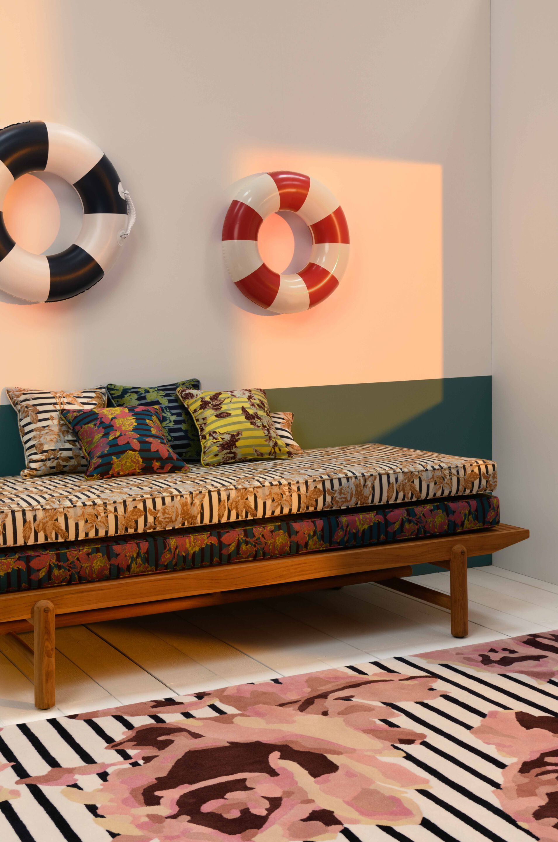 Шерстяной цветок прямоугольный ковер ручной работы LELIEVRE Jean Paul Gaultier - La Croisière s'amuse ARCH-00080213 - Вид №1