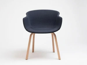 ONDARRETA Стул из ткани с подлокотниками Bai