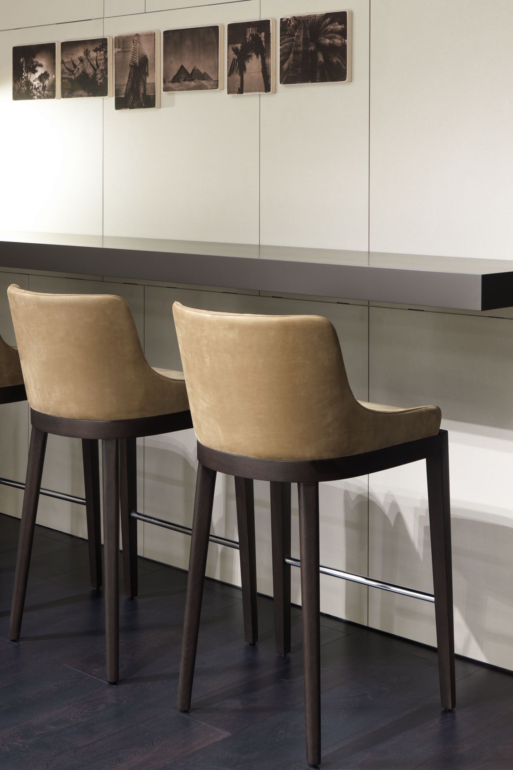 Табурет для ног со спинкой MisuraEmme ARCH-00076311 - Вид №1