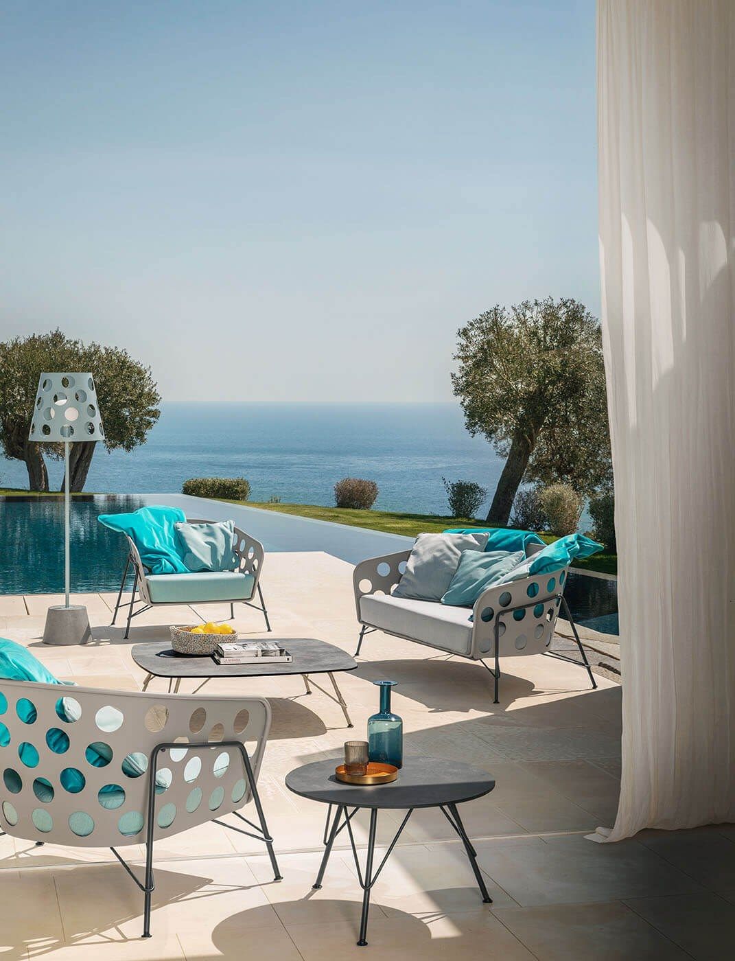 Окрашенное металлическое садовое кресло с подлокотниками Midj пузыри ARCH-00069509 - Вид №4