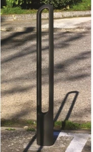 URBIDERMIS Фиксированный арочный столбик из чугуна Sammy