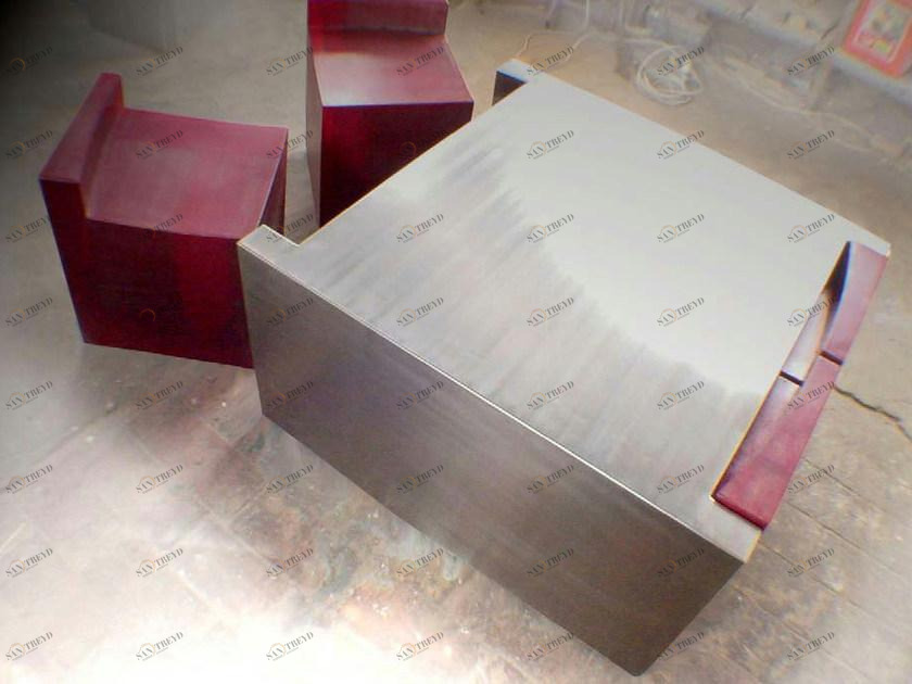 ICI ET LÀ Квадратный стальной журнальный столик Connect sun-id-1371338