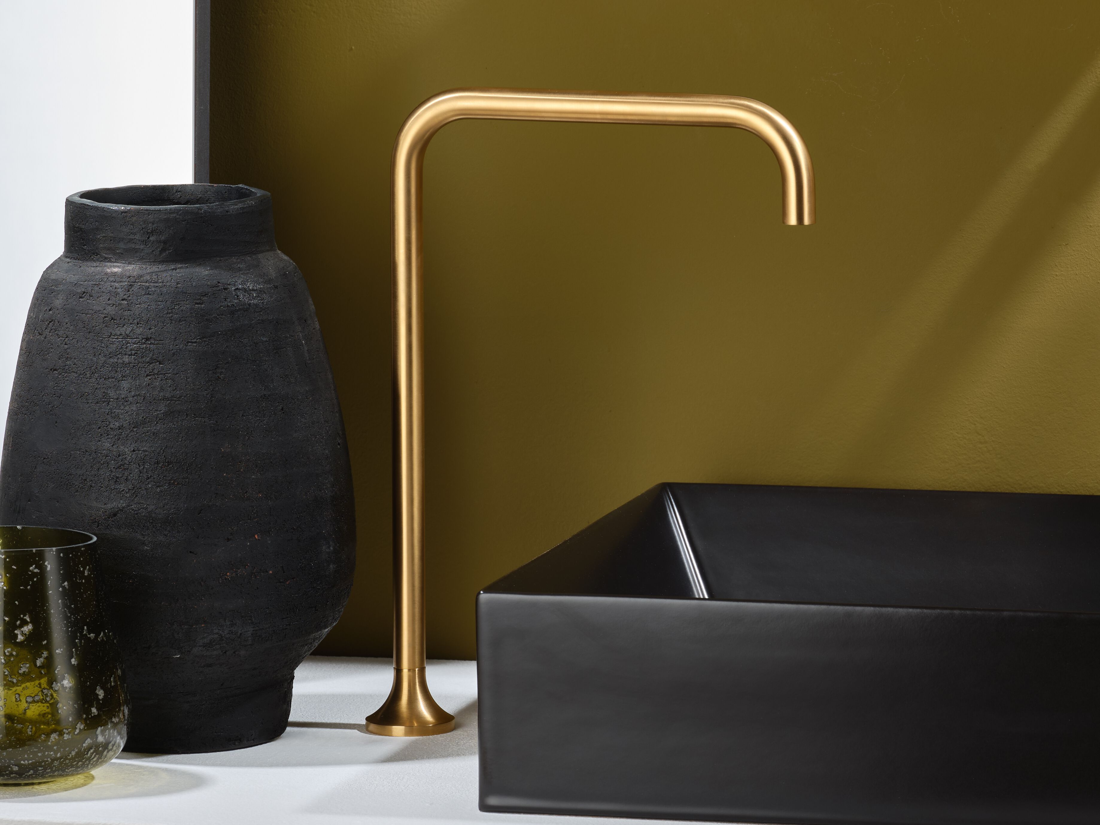 Дозирующий носик для столешницы для умывальника Ritmonio Diametro35 Cross ARCH-00023594 - Вид №1