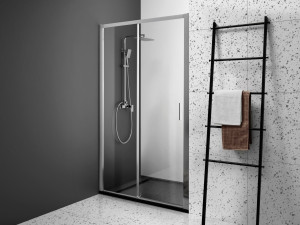 Алюминиевая и стеклянная нишевая душевая кабина с раздвижной дверью