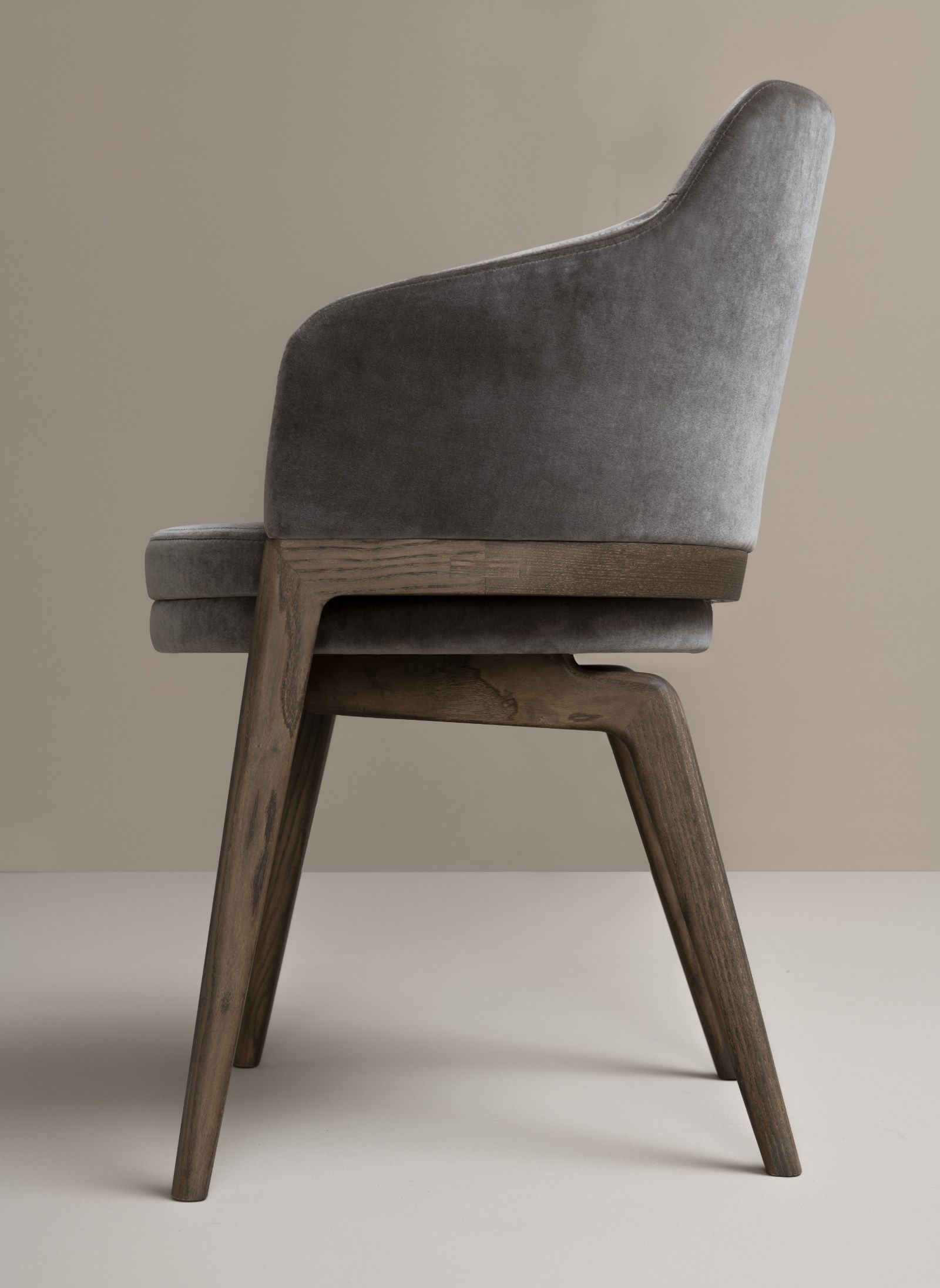 Тканевое кресло с подлокотниками PIAVAL MACARON-Contract ARCH-00067753 - Вид №1