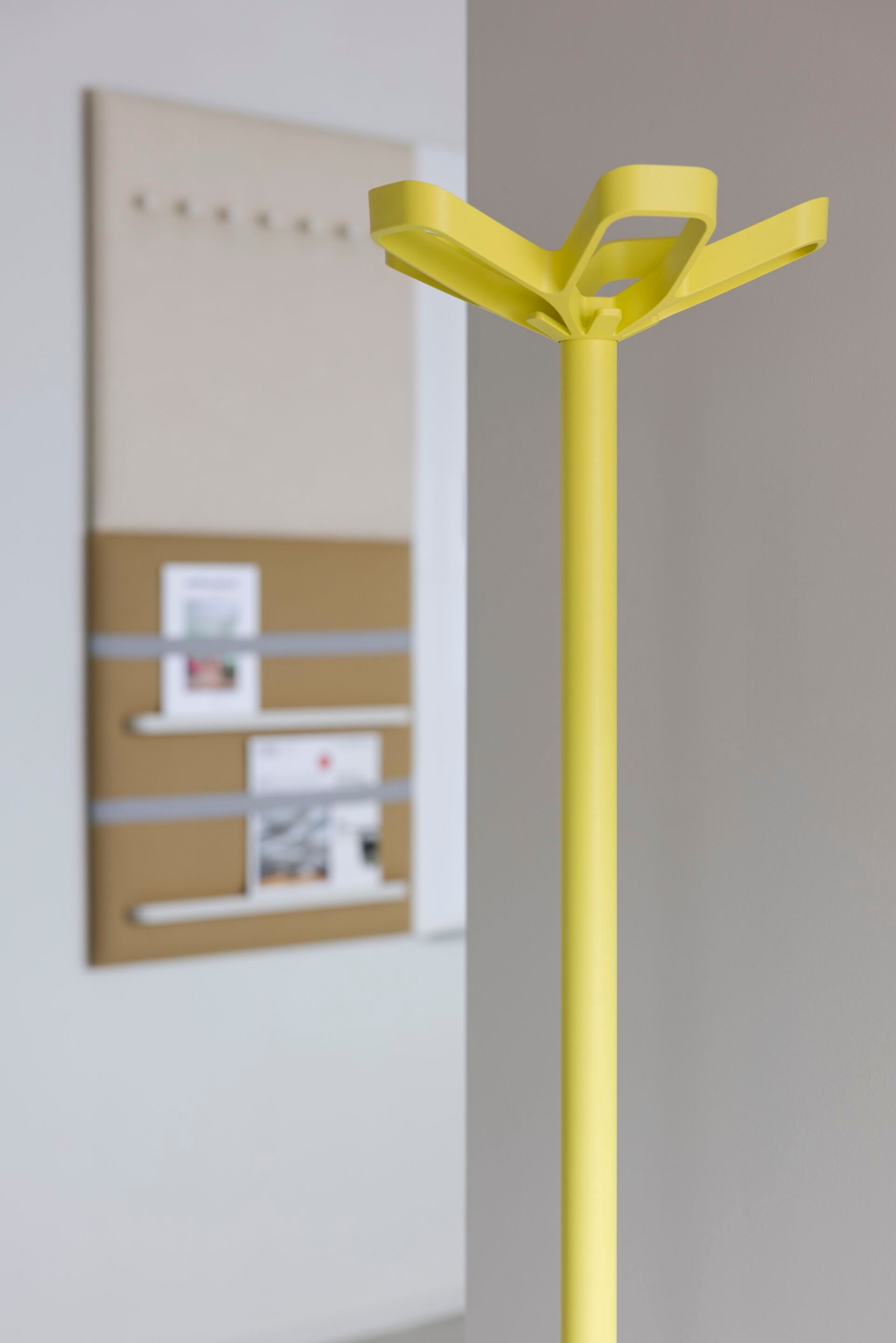 Стальная напольная офисная вешалка с порошковым покрытием Cascando Flower ARCH-00103443 - Вид №5