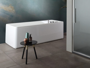 Прямоугольная ванна с гидромассажем