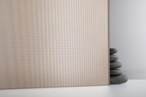 FSRT438 Сетчатое стекло Vivitela в отражающей конфигурации с оксфордской прослойкой из никелевой бронзы и отделкой pearlex + Forms-surfaces