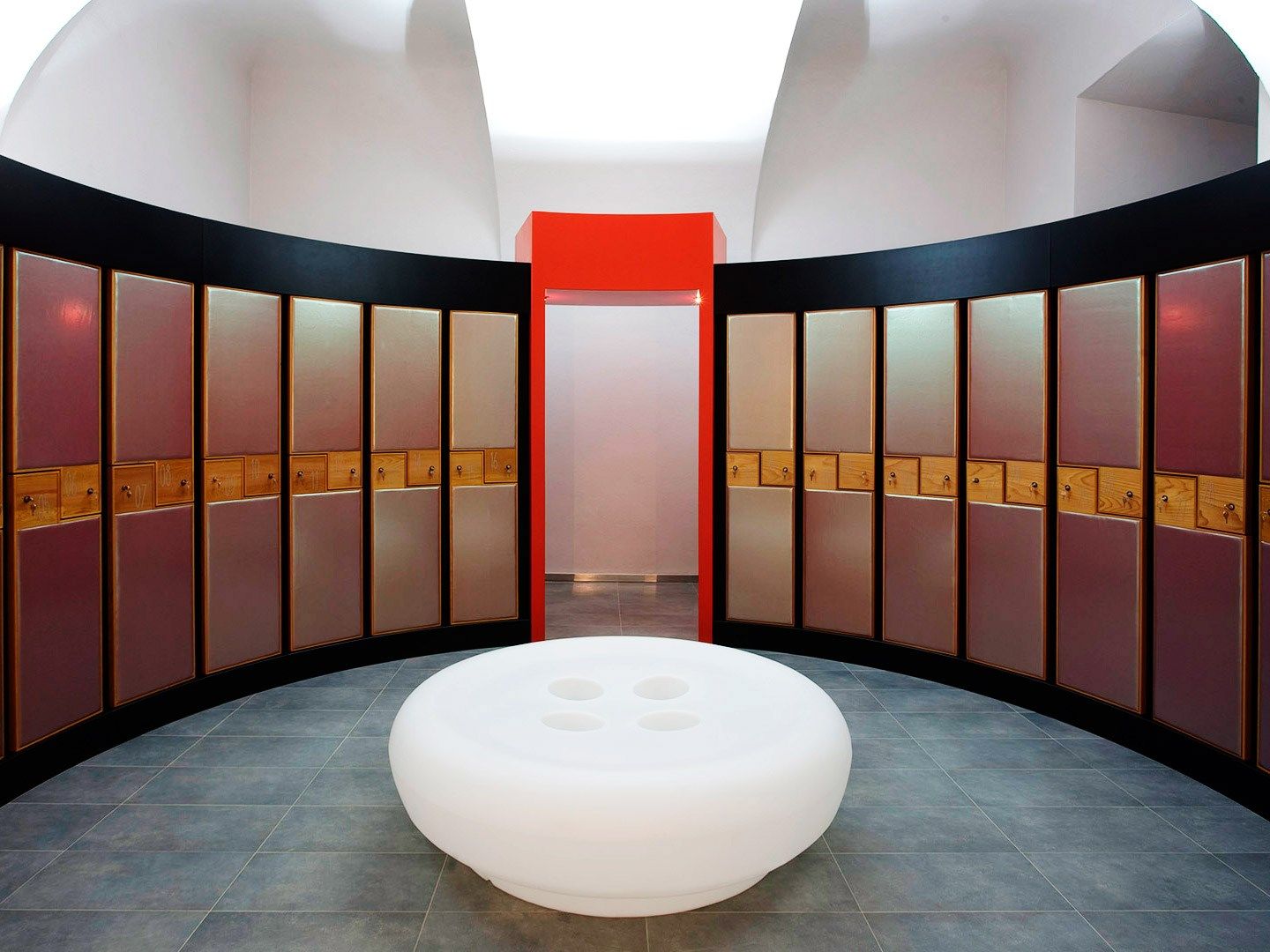 Низкий светящийся садовый стул из полиэтилена без спинки SLIDE BOT-ONE ARCH-00092904 - Вид №4