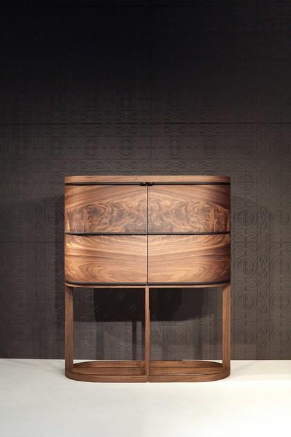 Mobi Барный шкаф из фанерованной древесины со встроенным освещением Aria sun-id-1418737 - Вид №1