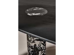 Деревянный и мраморный обеденный стол