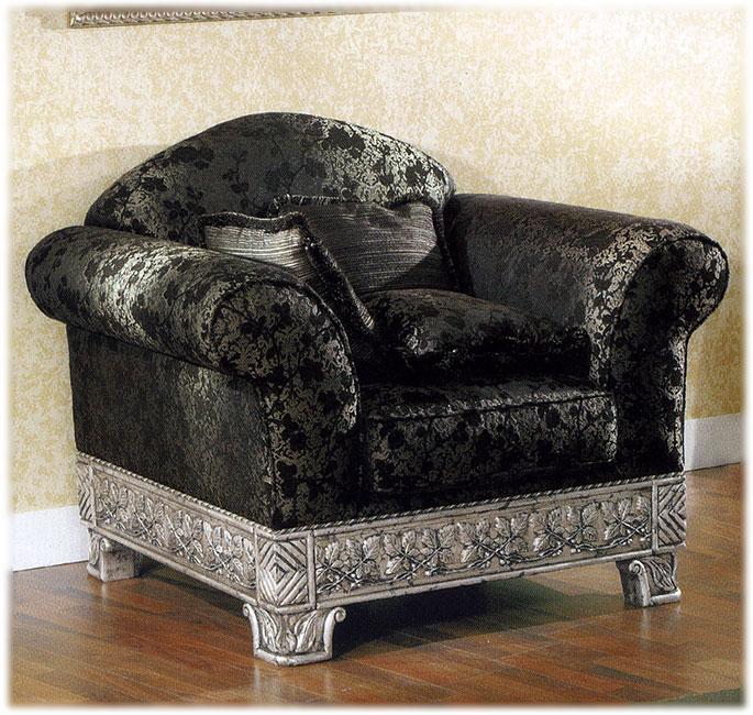 Кресло Noble RM ARREDAMENTI Noble-poltrona Capriccio