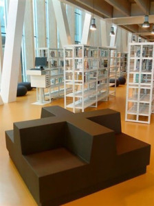 4-местный QM Foam Contract диван