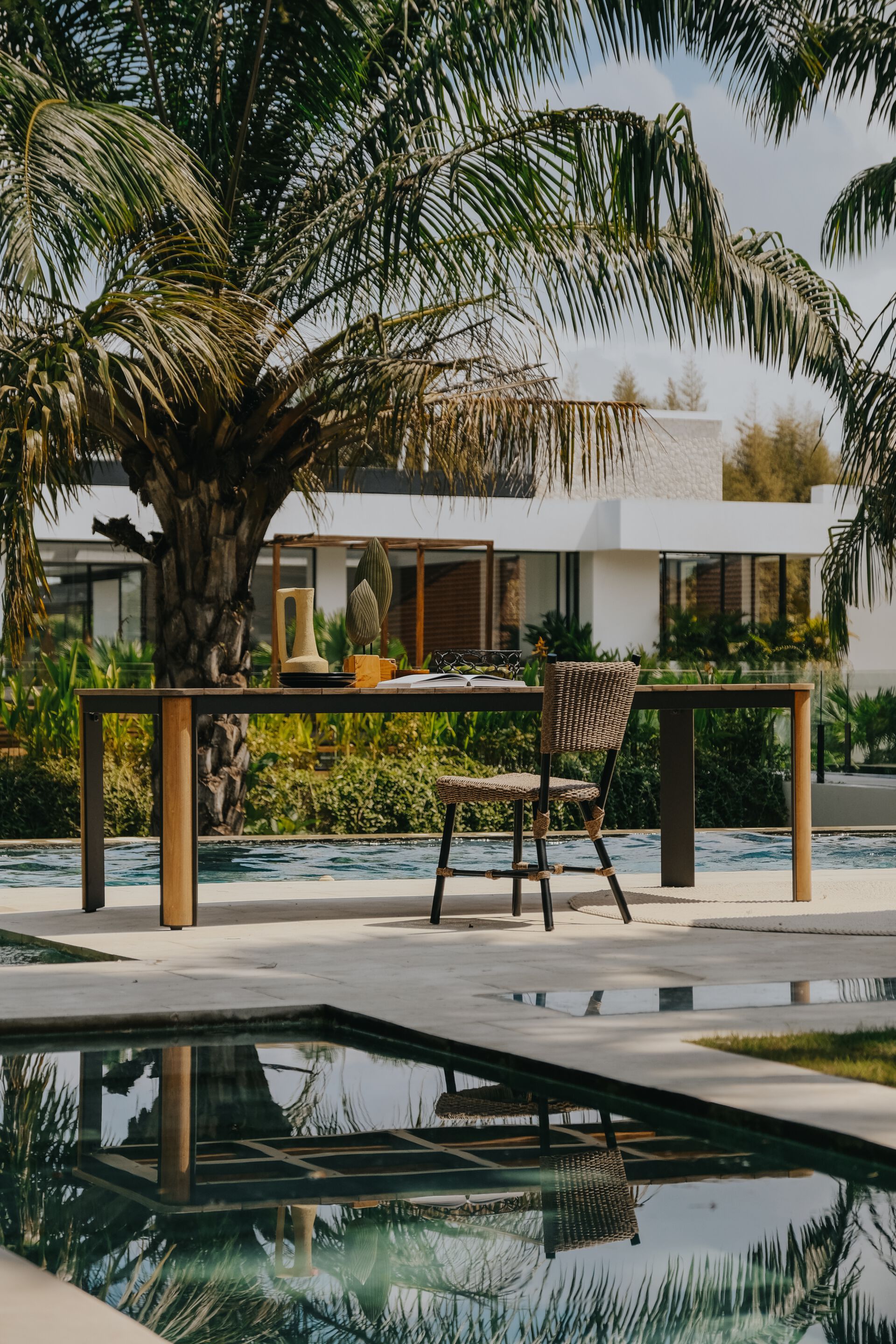 Прямоугольный садовый стол из тикового дерева cbdesign Puntoline ARCH-00045616 - Вид №5