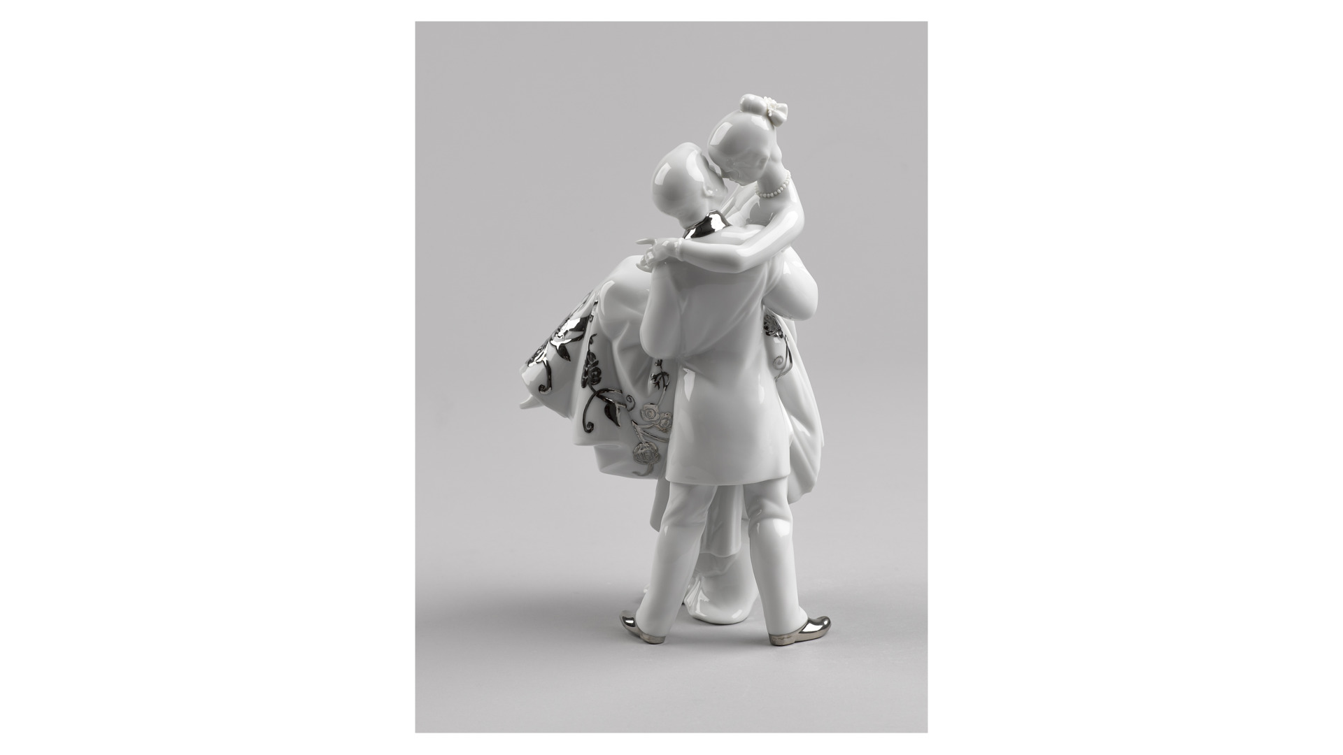 10669113 LLADRO Фигурка Lladro "Самый счастливый день (Ре-Деко)" 27x17см Фарфор Lladró  - Вид №4