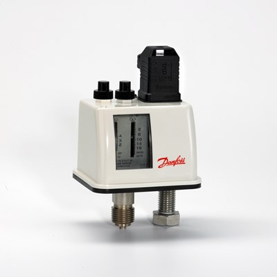 Danfoss BCP — реле давления для котельных установок Реле давления BCP 017B0026 