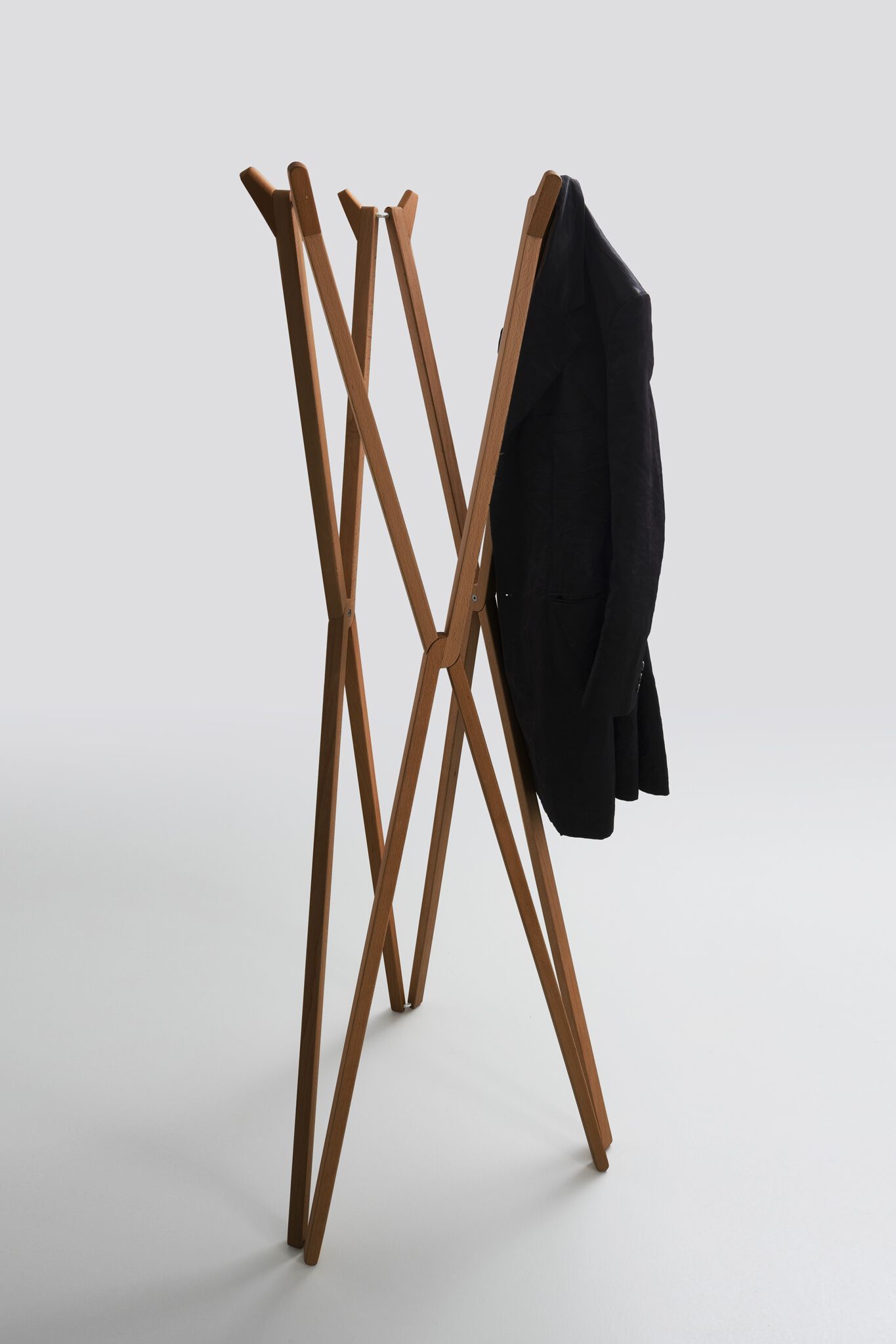 Напольная вешалка из массива дерева isOnAir Bertoncini ARCH-00148094 - Вид №2