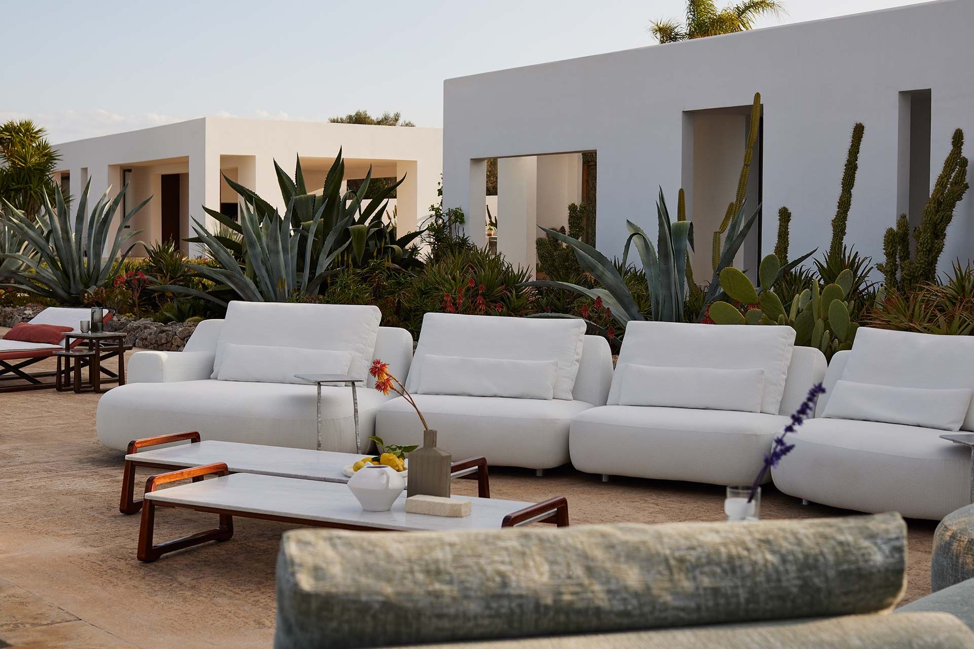 Низкий прямоугольный журнальный столик из каррарского мрамора Exteta Sunset ARCH-00043674 - Вид №5