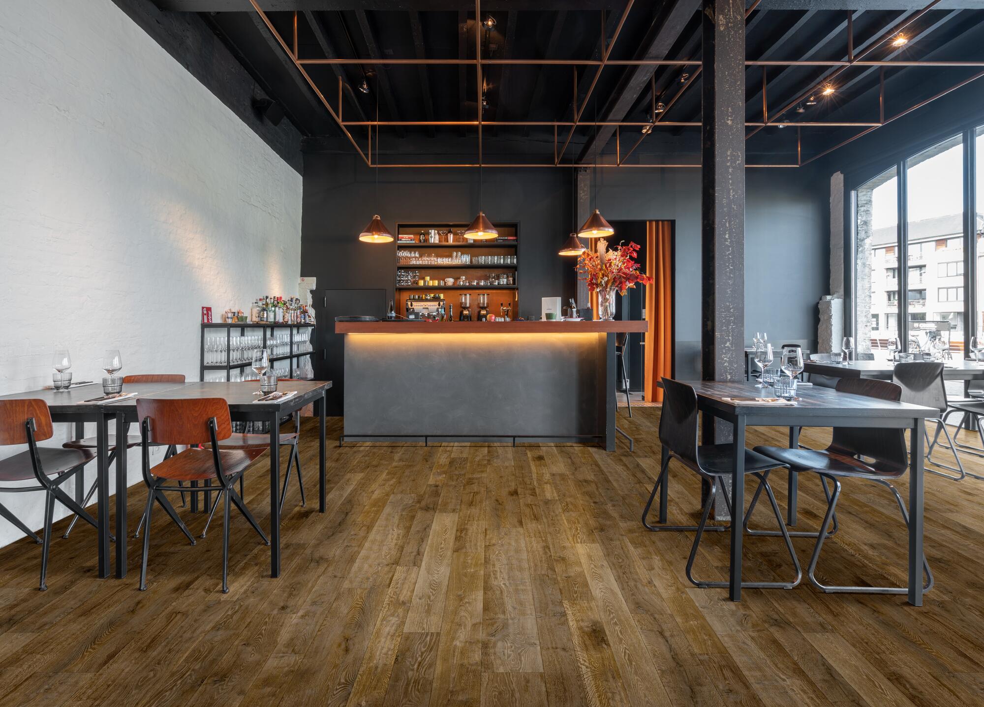 Нескользящий виниловый пол с эффектом дерева BEAUFLOR Xtreme Lux ARCH-00087427 - Вид №3