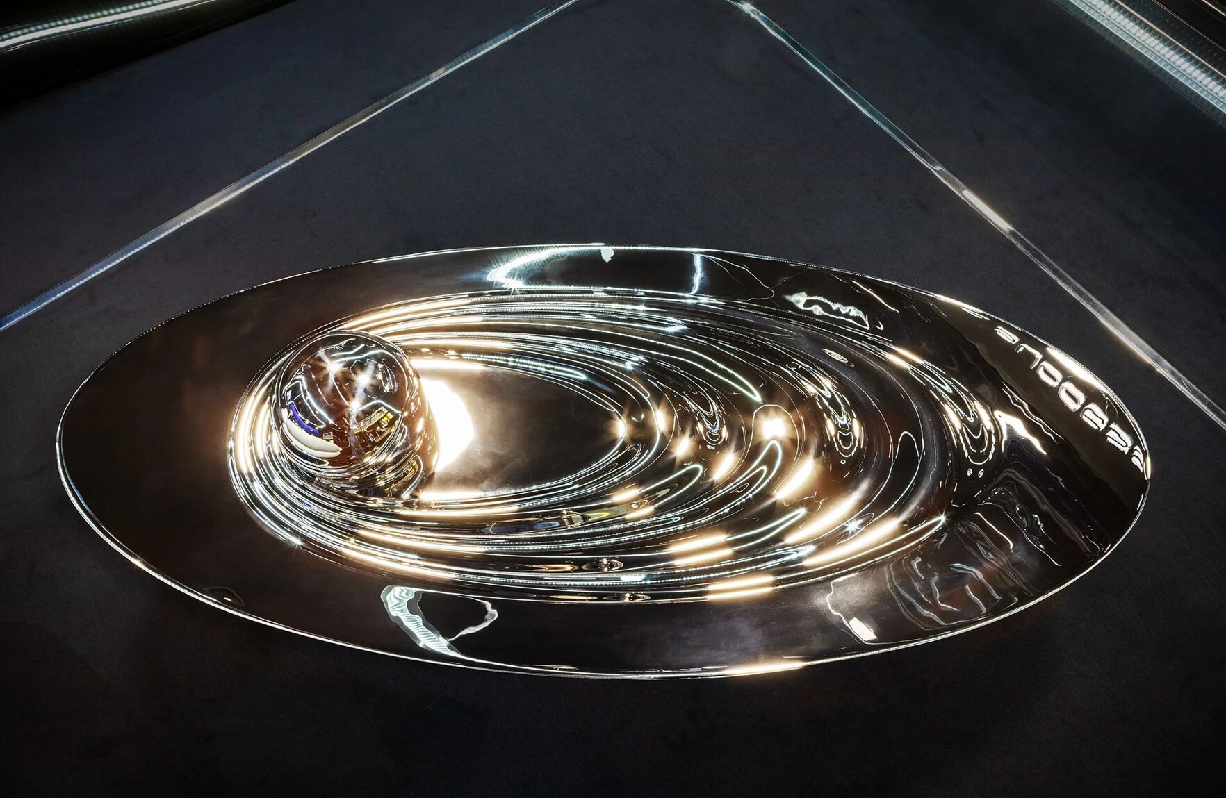 Стеклянный овальный журнальный столик PlusObject SPACE ARCH-00024967 - Вид №2