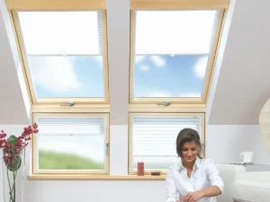 Fakro Жалюзи на мансардном окне плиссе Accessori interni