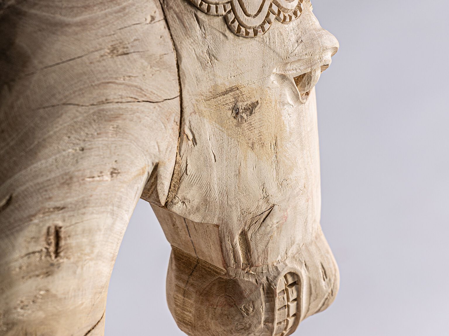 Скульптура из тика Vical Home HORSE ARCH-00092983 - Вид №4